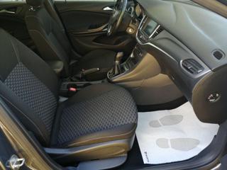 OPEL Astra usata, con Controllo trazione