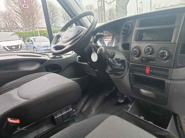 IVECO Daily usata, con Sedili riscaldati