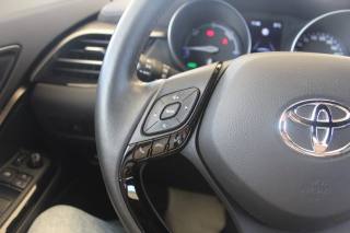 TOYOTA C-HR usata, con USB