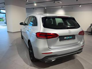 MERCEDES-BENZ B 180 usata, con Autoradio