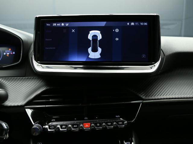 PEUGEOT 2008 usata, con Volante in pelle