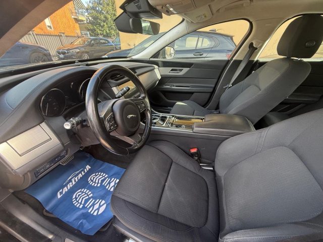 JAGUAR XF usata, con Cerchi in lega