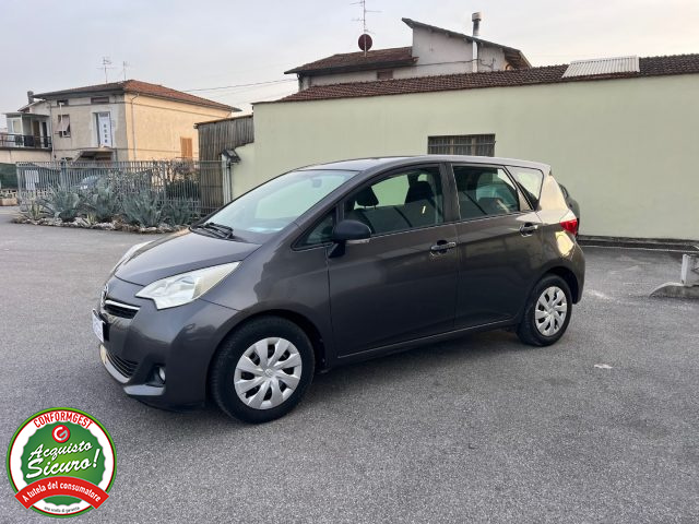 TOYOTA Verso-S usata, con Fendinebbia