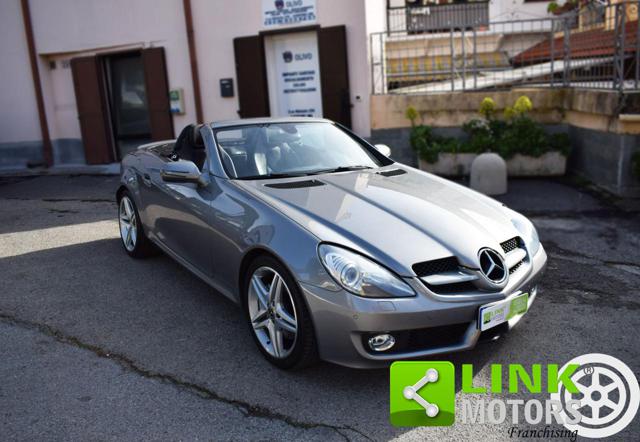 MERCEDES-BENZ SLK 200 usata, con Specchietti laterali elettrici