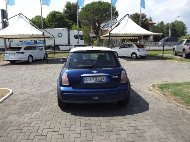 MINI Cooper usata, con Autoradio