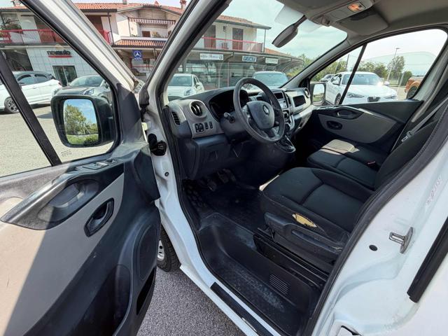 RENAULT Trafic usata 15