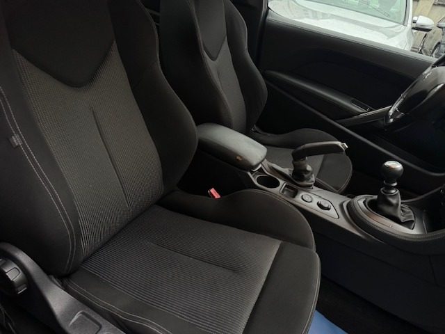 PEUGEOT RCZ usata, con Cruise Control