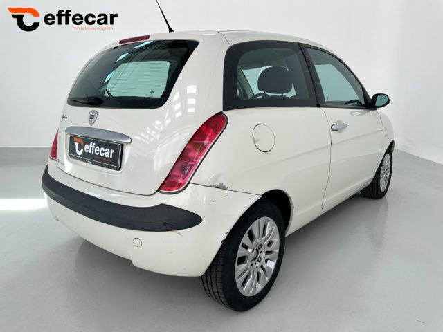 LANCIA Ypsilon usata, con Chiusura centralizzata