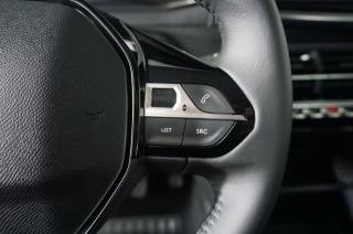 PEUGEOT 208 usata, con Luci diurne LED