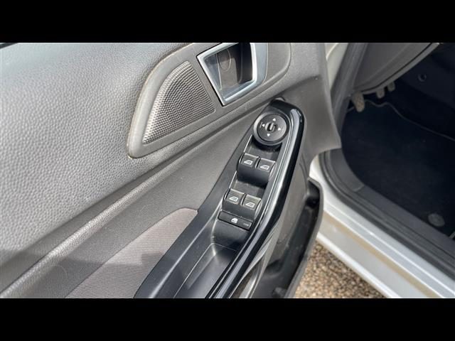 FORD Fiesta usata, con Bracciolo