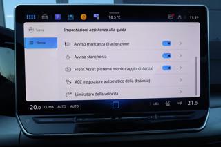 VOLKSWAGEN Golf usata, con Volante in pelle