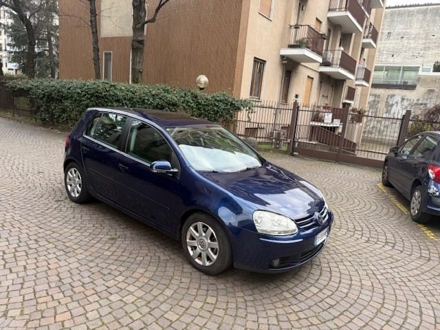 VOLKSWAGEN Golf usata, con Airbag laterali