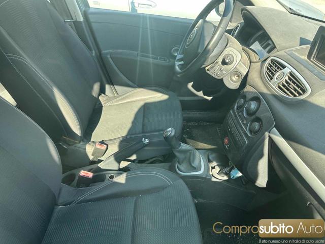 RENAULT Clio usata, con Alzacristalli elettrici