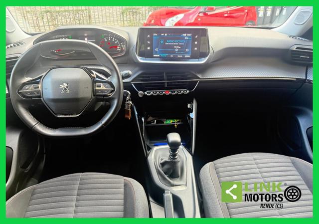 PEUGEOT 2008 usata, con Park Distance Control