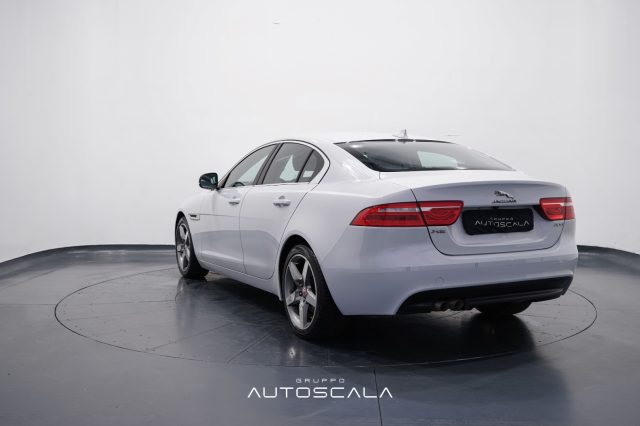 JAGUAR XE usata, con Airbag Passeggero