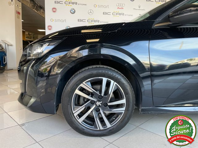 PEUGEOT 208 usata, con Touch screen