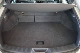 LEXUS UX 250h usata, con USB