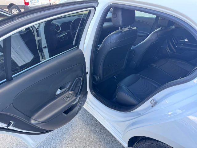 MERCEDES-BENZ A 180 usata, con Sistema di navigazione