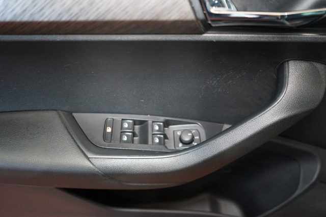 SKODA Karoq usata, con Controllo elettronico della corsia