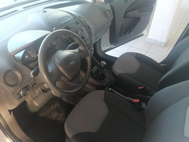 FORD Transit Courier usata, con Autoradio