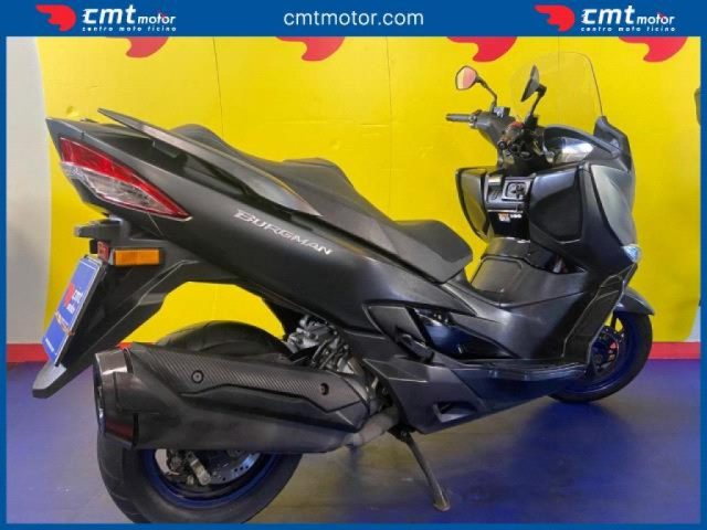 SUZUKI Burgman AN 400 usata 3