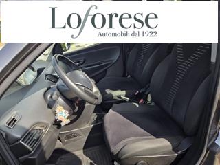 LANCIA Ypsilon usata, con Autoradio