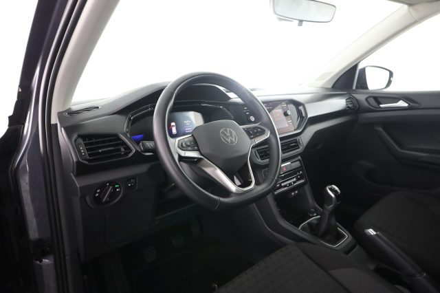 VOLKSWAGEN T-Cross usata 9