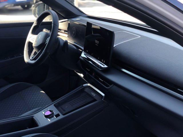VOLKSWAGEN T-Roc usata, con Controllo trazione
