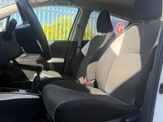 TOYOTA Yaris usata, con Bracciolo