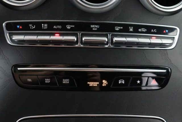 MERCEDES-BENZ GLC 300 usata, con Volante in pelle