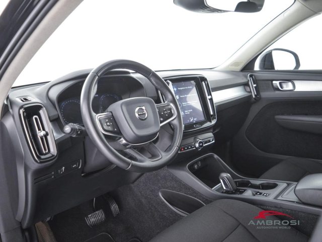 VOLVO XC40 usata 7