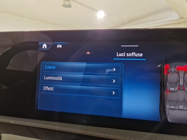 MERCEDES-BENZ CLA 200 usata, con Sedili sportivi