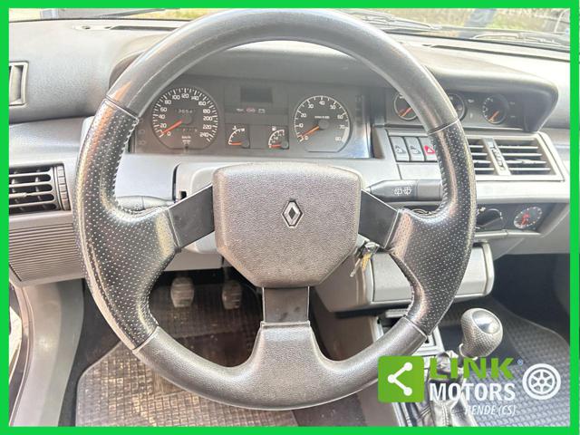 RENAULT Clio usata 15
