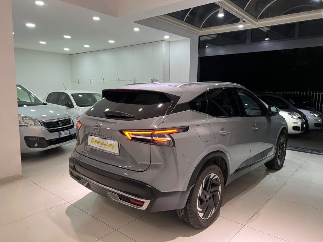 NISSAN Qashqai usata, con Controllo automatico clima