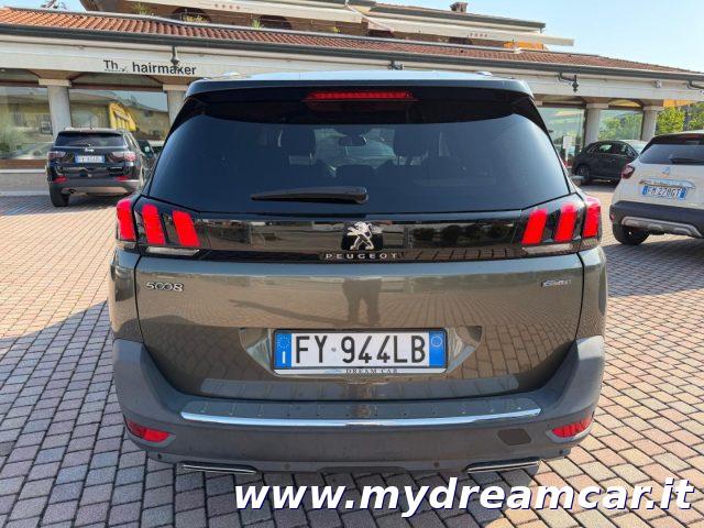 PEUGEOT 5008 usata, con Autoradio