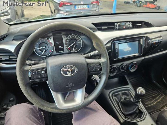 TOYOTA Hilux usata, con Sedile posteriore sdoppiato