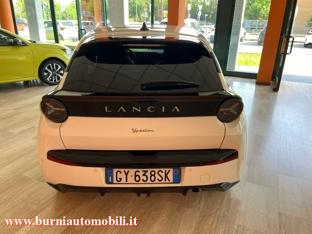 LANCIA Ypsilon usata, con Autoradio