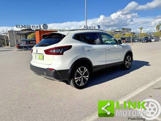 NISSAN Qashqai usata, con Fari LED