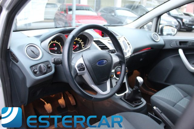 FORD Fiesta usata, con Volante in pelle