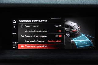 ALFA ROMEO Stelvio usata, con Portellone posteriore elettrico