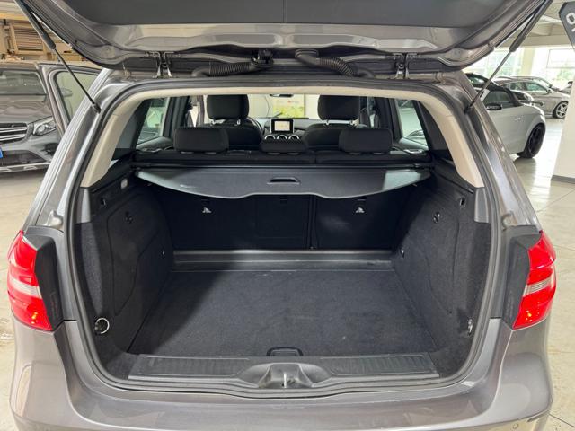 MERCEDES-BENZ B 180 usata, con Fendinebbia