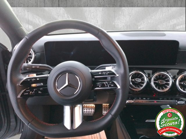 MERCEDES-BENZ A 180 usata, con Fari LED