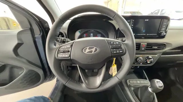 HYUNDAI i10 usata, con Controllo trazione