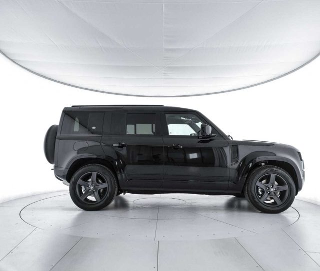 LAND ROVER Defender usata 5