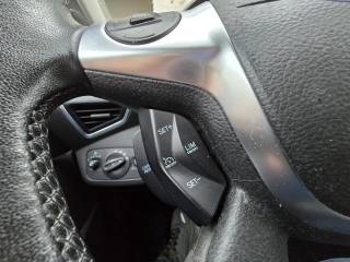 FORD Kuga usata, con Bluetooth