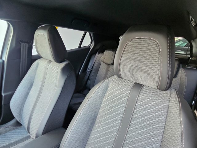 PEUGEOT 2008 usata, con Controllo vocale