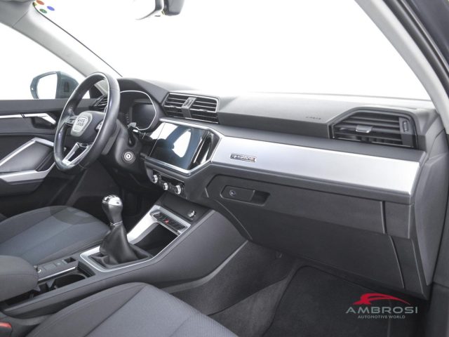 AUDI Q3 usata 11