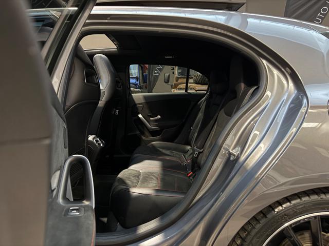 MERCEDES-BENZ A 180 usata, con Leve al volante