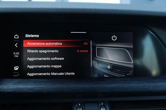 ALFA ROMEO Stelvio usata, con Specchietto retrovisore con funzione antiabbagliamento