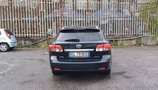 TOYOTA Avensis usata, con Cerchi in lega